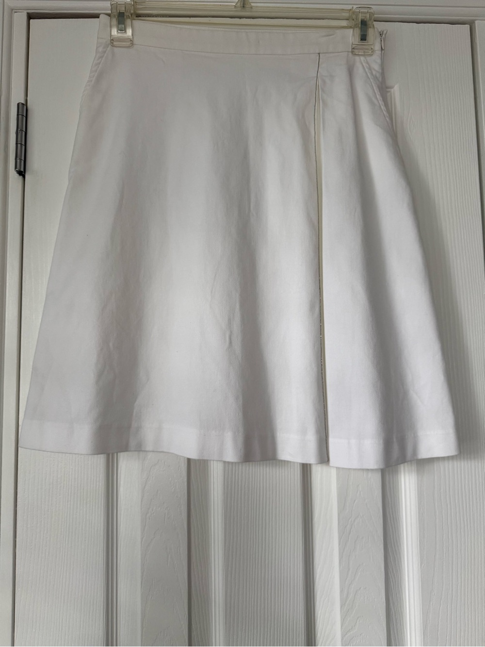 Fabiana Filippi White A-Line Skirt with Sequins Embellishment, Size IT 42 / US 6